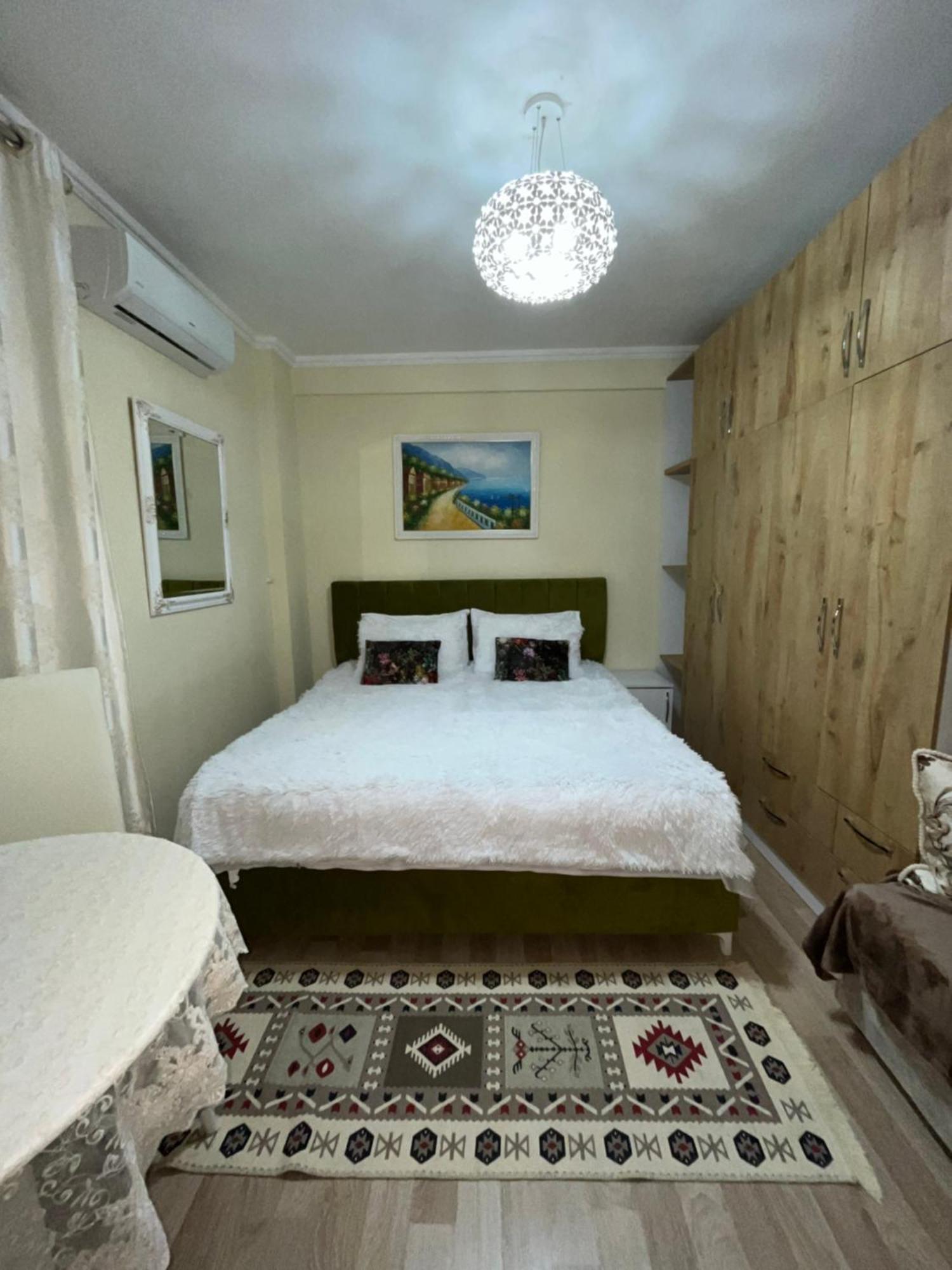 דירות טיראנה Evis House מראה חיצוני תמונה